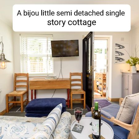 Bijou Coastal Apartment In Polperro With Hot Tub Onsite Parking Downhill Walk To Village Ngoại thất bức ảnh