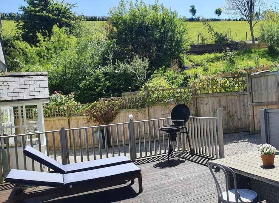 Bijou Coastal Apartment In Polperro With Hot Tub Onsite Parking Downhill Walk To Village Ngoại thất bức ảnh