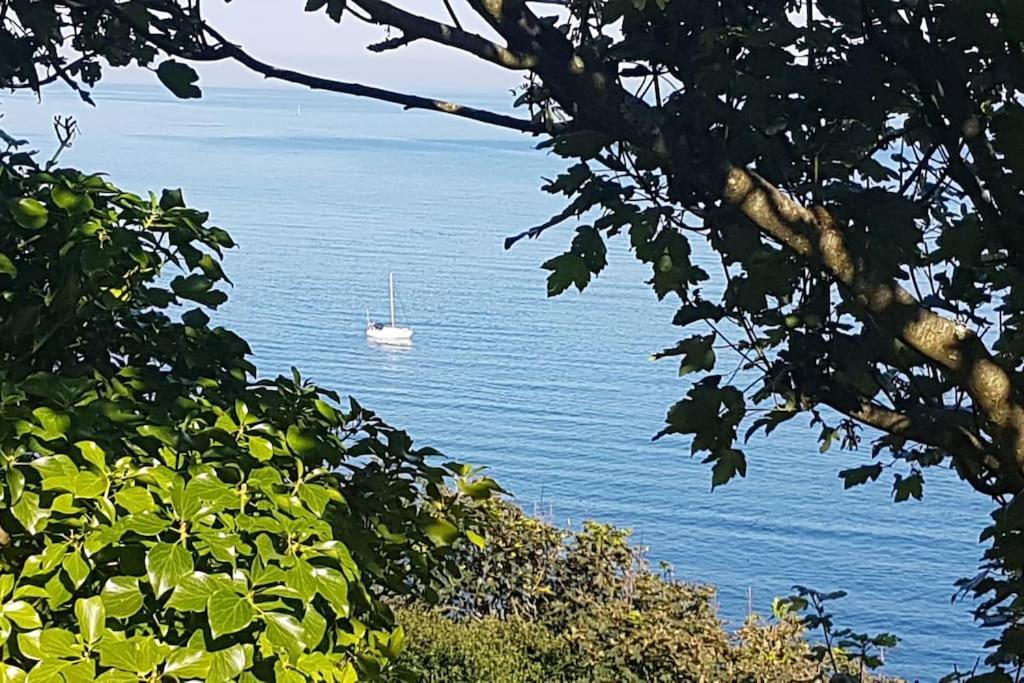 Bijou Coastal Apartment In Polperro With Hot Tub Onsite Parking Downhill Walk To Village Ngoại thất bức ảnh